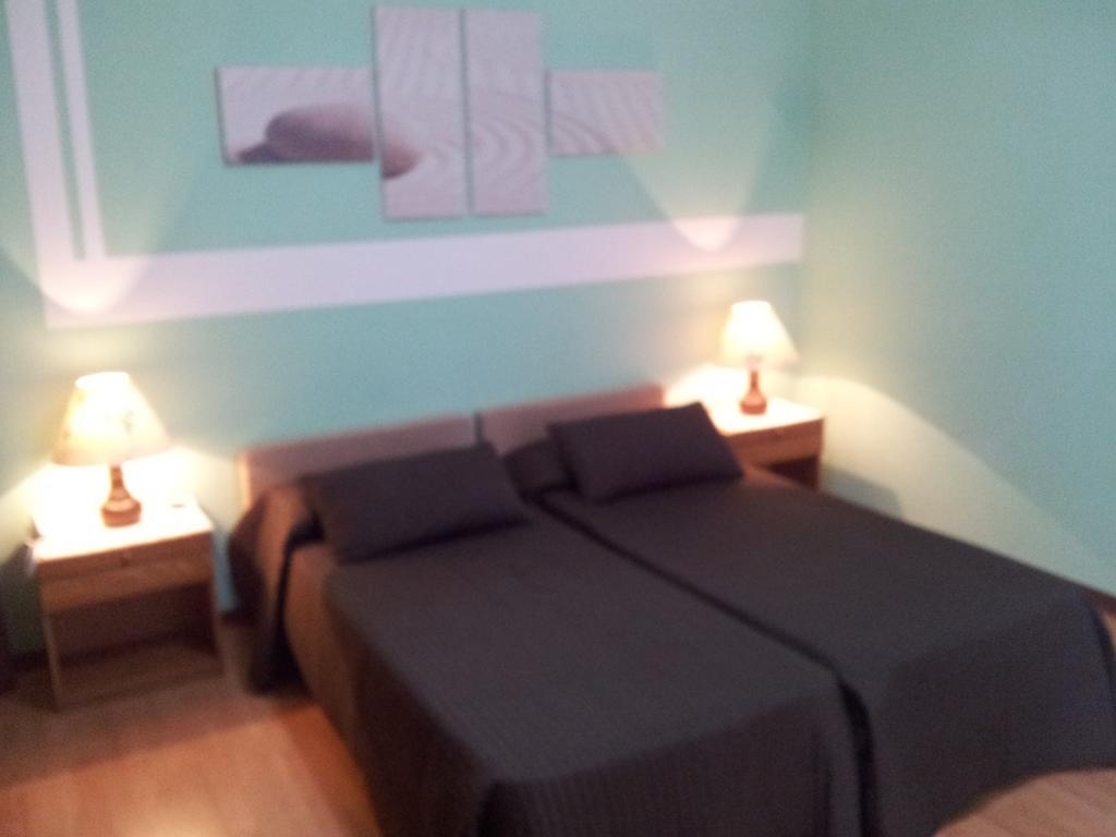 Hotel Moreri Grado Chambre photo
