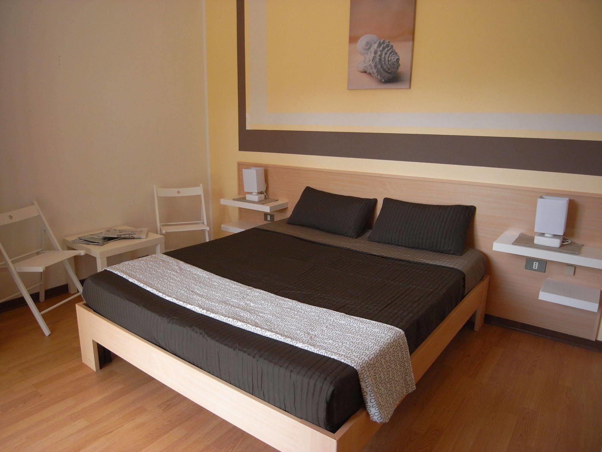 Hotel Moreri Grado Extérieur photo